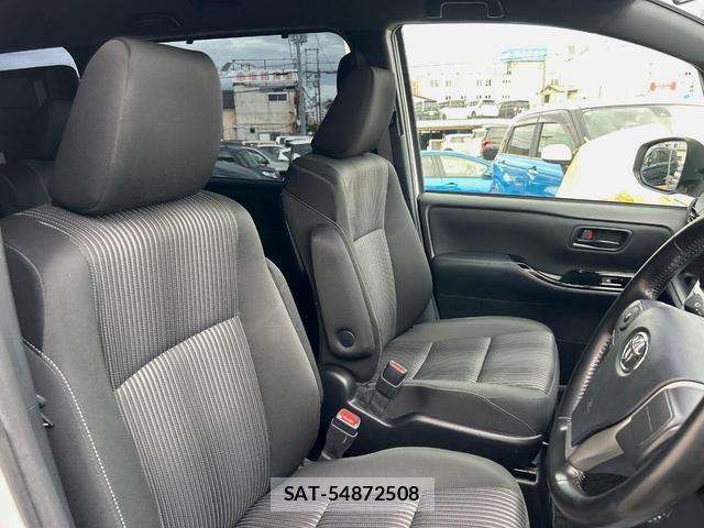 Toyota VOXY 2017-09 8727026-7