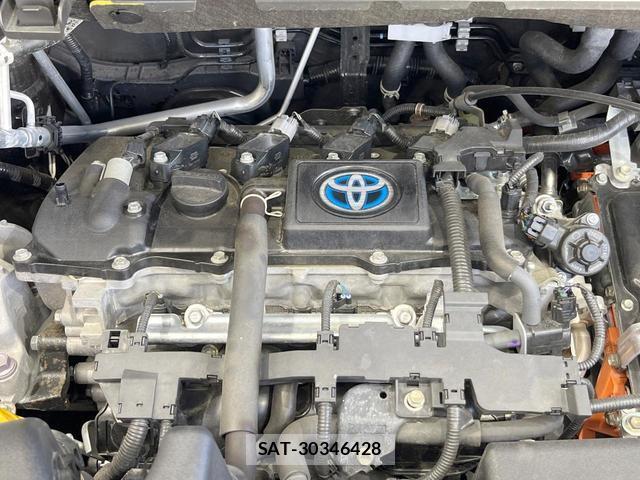 Toyota VOXY 2023-08 8727103-17