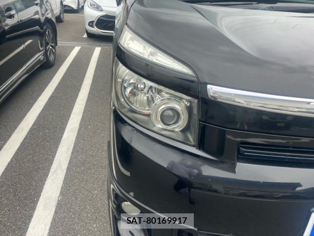 Toyota VOXY 2009-10 8727272-12