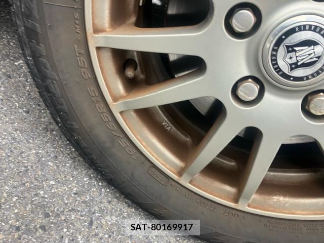 Toyota VOXY 2009-10 8727272-5