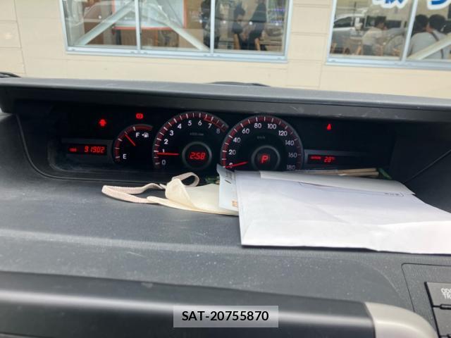 Toyota VOXY 2011-09 8727515-14
