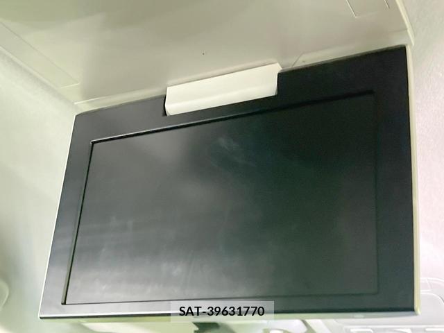 Toyota VOXY 2014-09 8727586-2