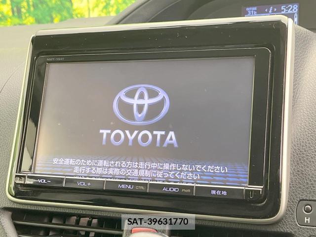 Toyota VOXY 2014-09 8727586-3