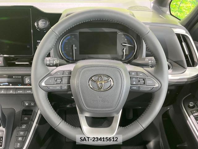 Toyota VOXY 2026-05 8727627-11