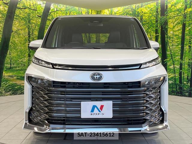 Toyota VOXY 2026-05 8727627-14