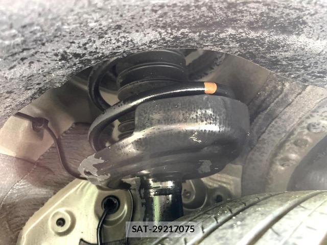 Toyota VOXY 2023-08 8727647-19