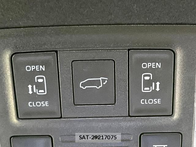 Toyota VOXY 2023-08 8727647-3