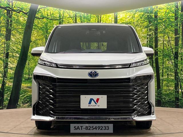 Toyota VOXY 2024-02 8727679-14