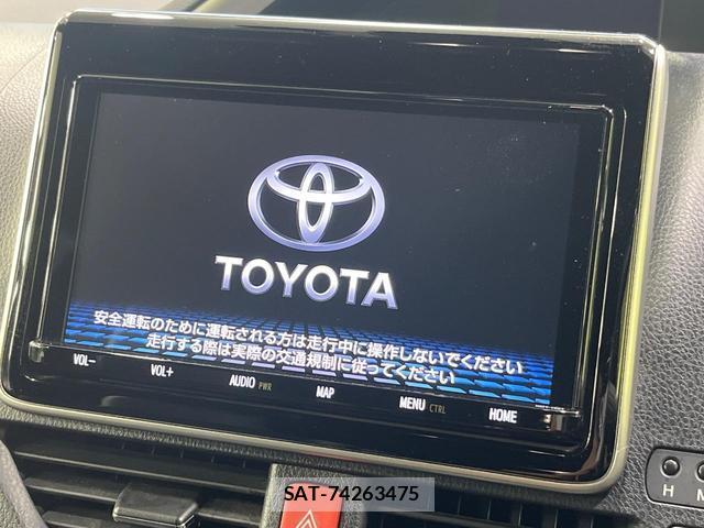 Toyota VOXY 2021-03 8727680-3
