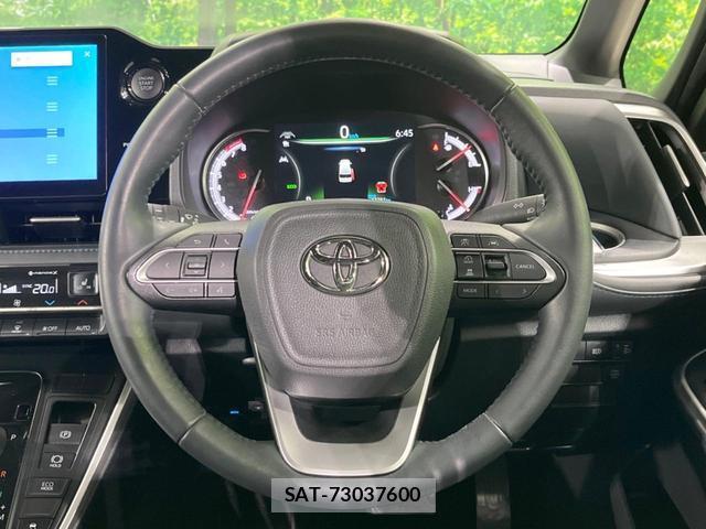 Toyota VOXY 2024-09 8727732-11