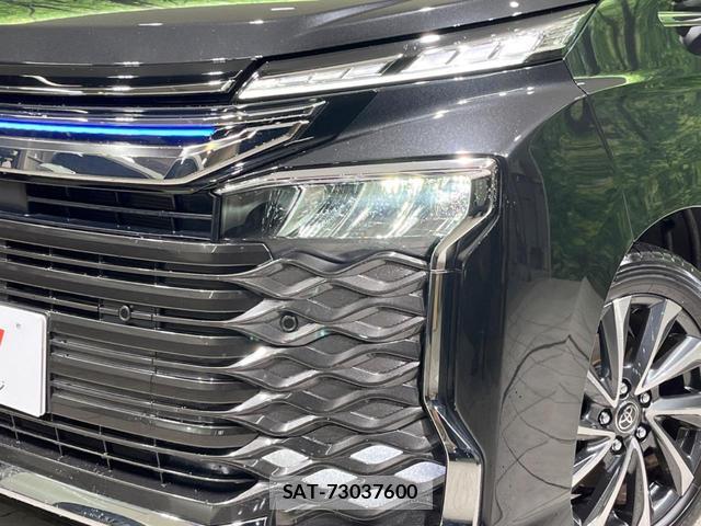 Toyota VOXY 2024-09 8727732-12