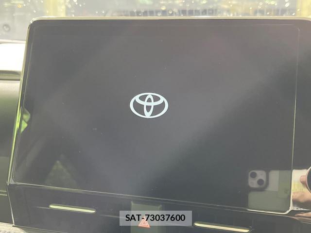 Toyota VOXY 2024-09 8727732-3