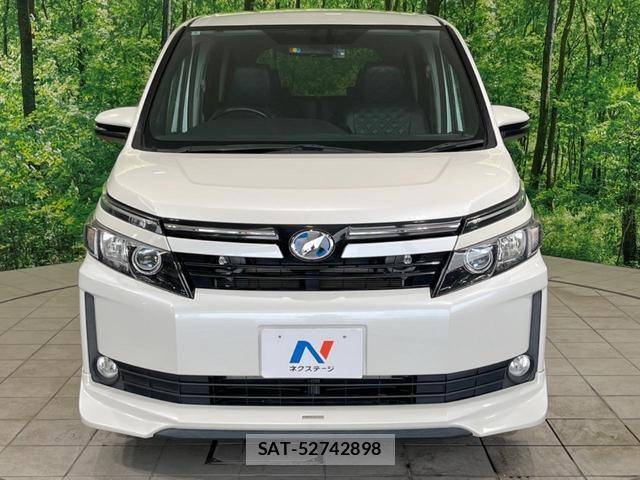 Toyota VOXY 2014-06 8727736-15