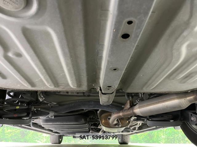 Toyota VOXY 2019-05 8727740-18