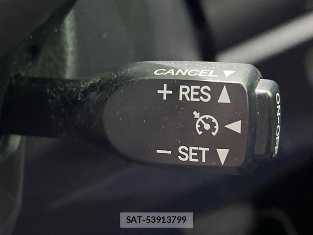 Toyota VOXY 2019-05 8727740-5