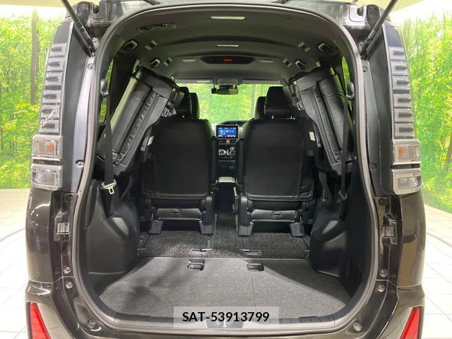 Toyota VOXY 2019-05 8727740-9