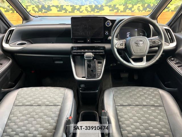 Toyota VOXY 2023-07 8727767-1
