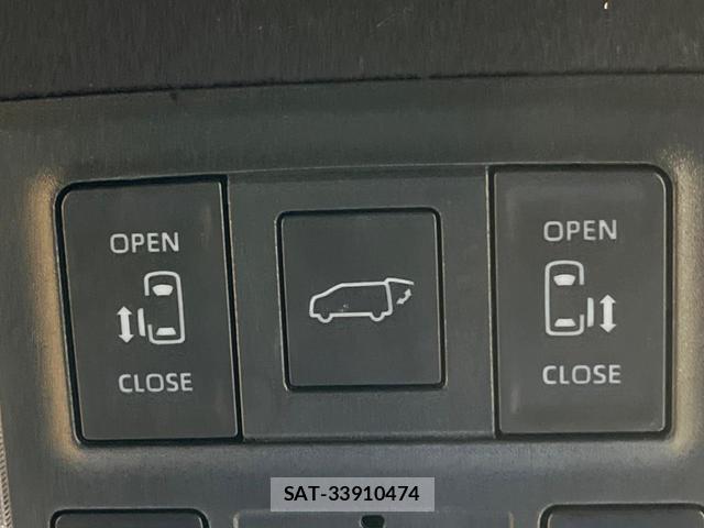 Toyota VOXY 2023-07 8727767-6
