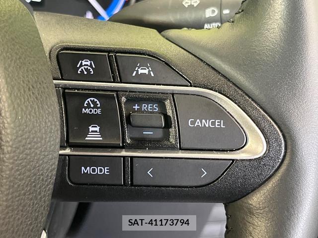 Toyota VOXY 2024-09 8727845-5