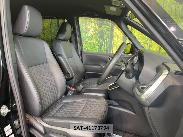 Toyota VOXY 2024-09 8727845-7
