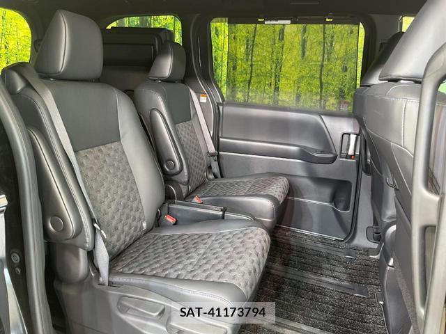 Toyota VOXY 2024-09 8727845-8