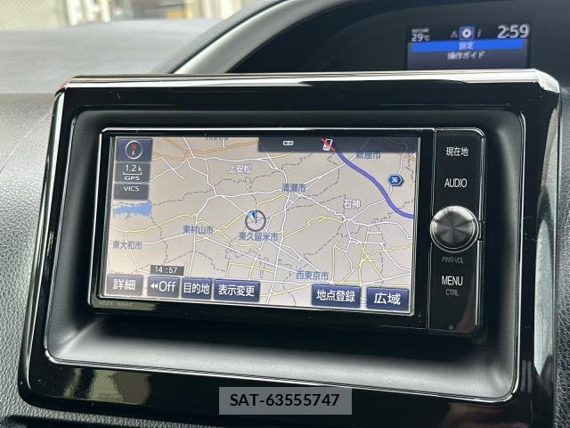 Toyota VOXY 2018-06 8728004-2