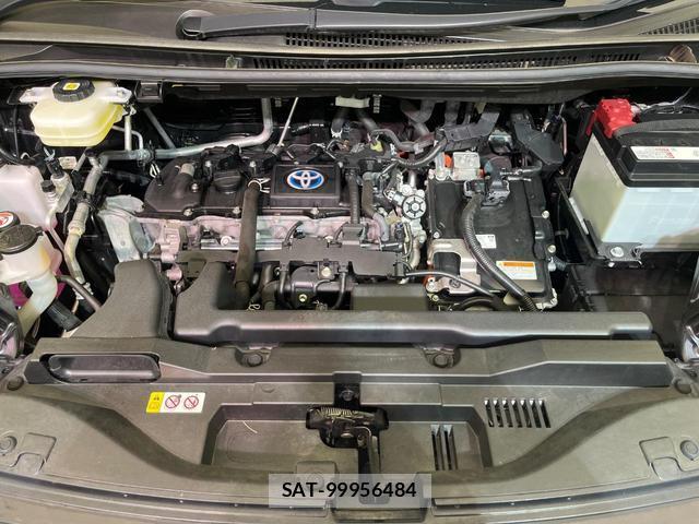 Toyota VOXY 2022-09 8728091-18
