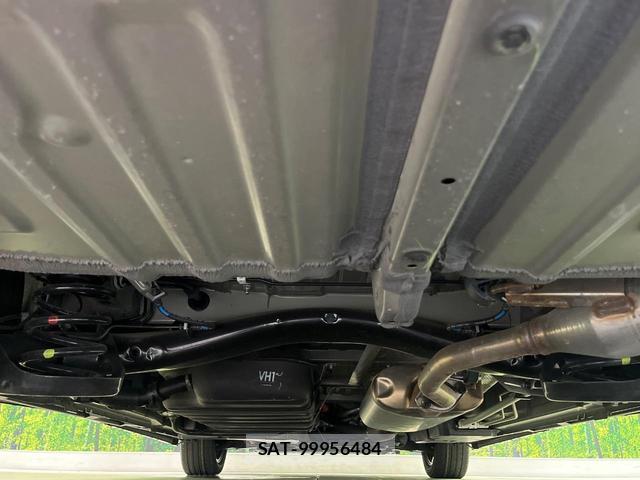 Toyota VOXY 2022-09 8728091-19