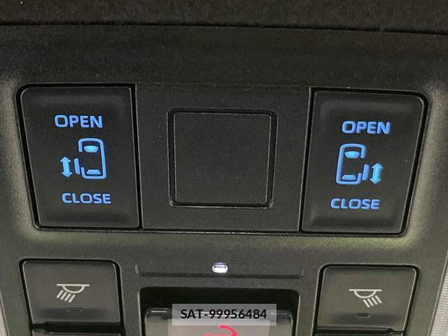 Toyota VOXY 2022-09 8728091-6