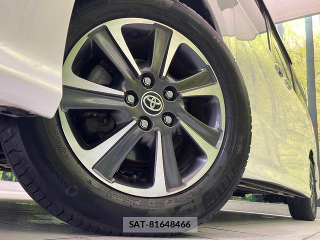 Toyota VOXY 2020-03 8728093-12