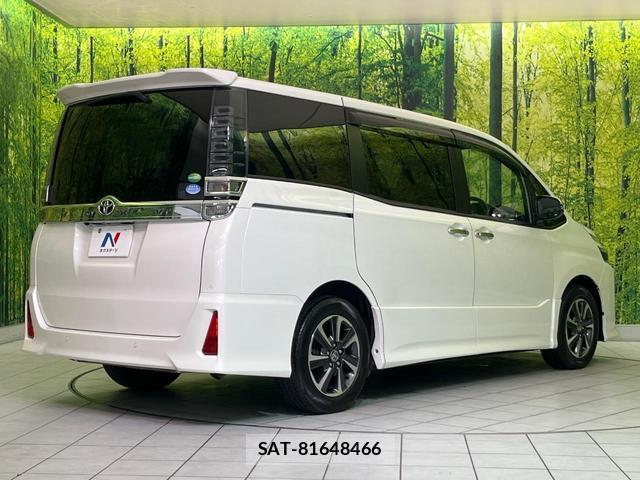 Toyota VOXY 2020-03 8728093-16