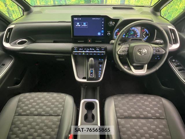 Toyota VOXY 2024-07 8728128-1