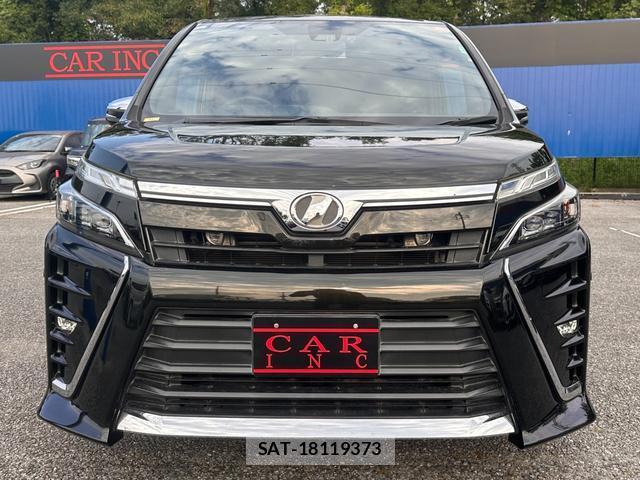 Toyota VOXY 2017-12 8728174-1