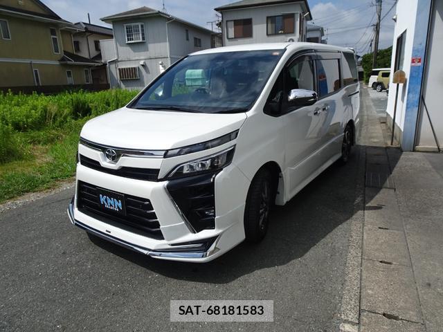 Toyota VOXY 2021-05 8728257-1