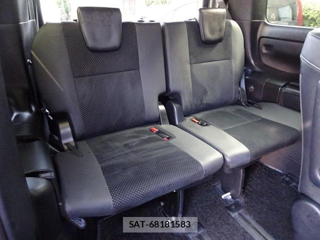 Toyota VOXY 2021-05 8728257-10