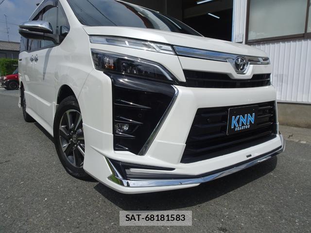 Toyota VOXY 2021-05 8728257-14