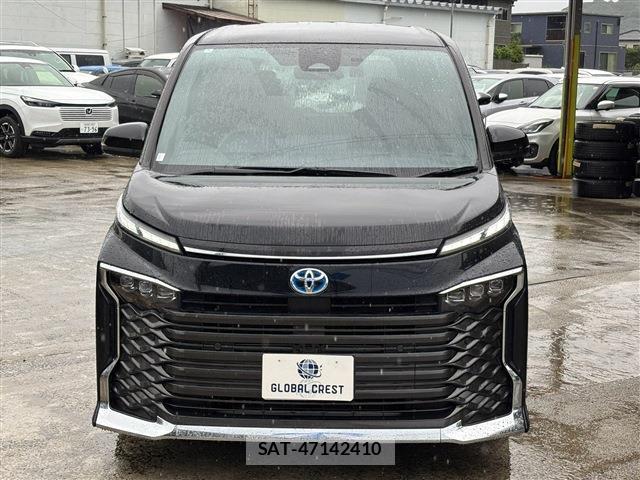 Toyota VOXY 2024-04 8728312-10