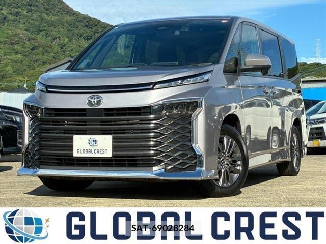 Toyota VOXY 2023-07 8728326-0