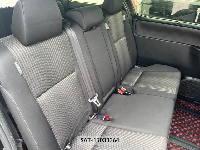 Toyota VOXY 2018-05 8728375-10
