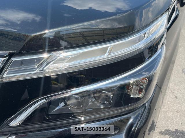 Toyota VOXY 2018-05 8728375-13