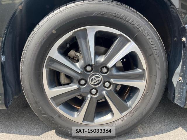 Toyota VOXY 2018-05 8728375-14