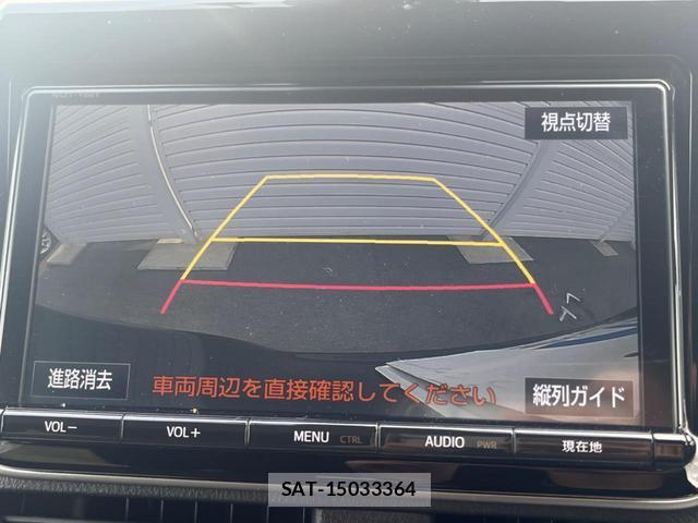 Toyota VOXY 2018-05 8728375-3