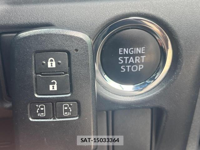 Toyota VOXY 2018-05 8728375-8