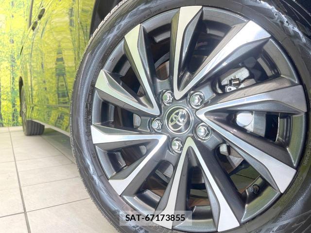 Toyota VOXY 2023-09 8728479-13