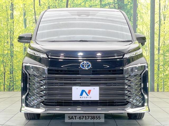 Toyota VOXY 2023-09 8728479-14