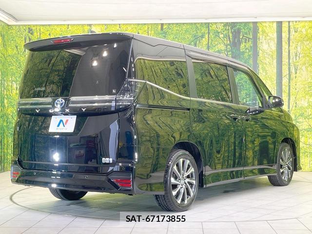 Toyota VOXY 2023-09 8728479-16
