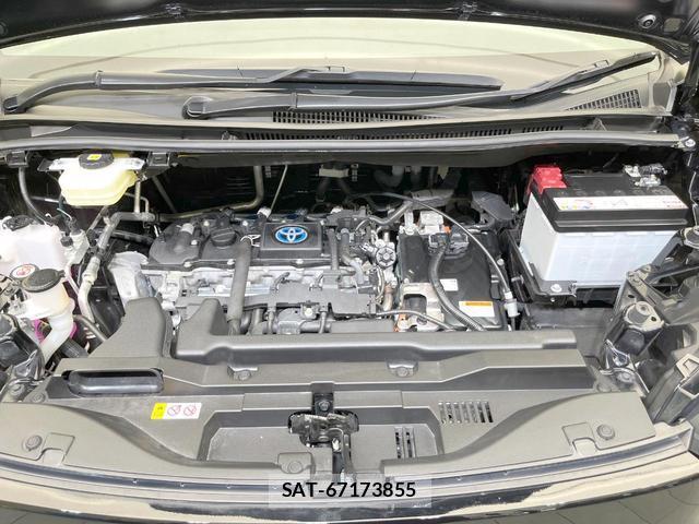 Toyota VOXY 2023-09 8728479-17