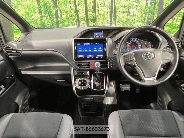 Toyota VOXY 2021-04 8728655-1