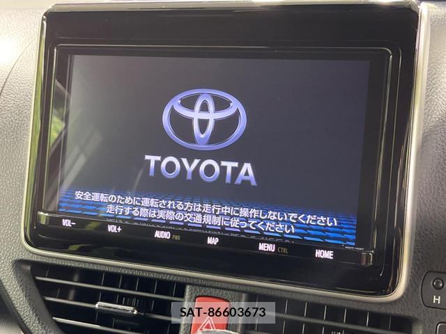 Toyota VOXY 2021-04 8728655-4