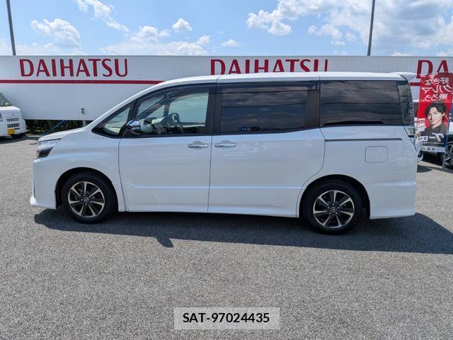 Toyota VOXY 2018-04 8728758-4